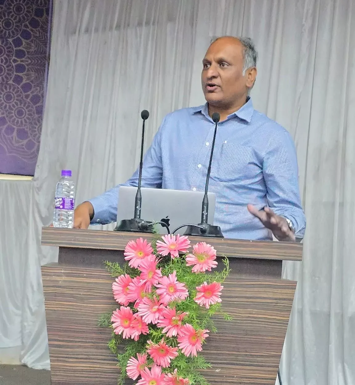 Dr. nallam